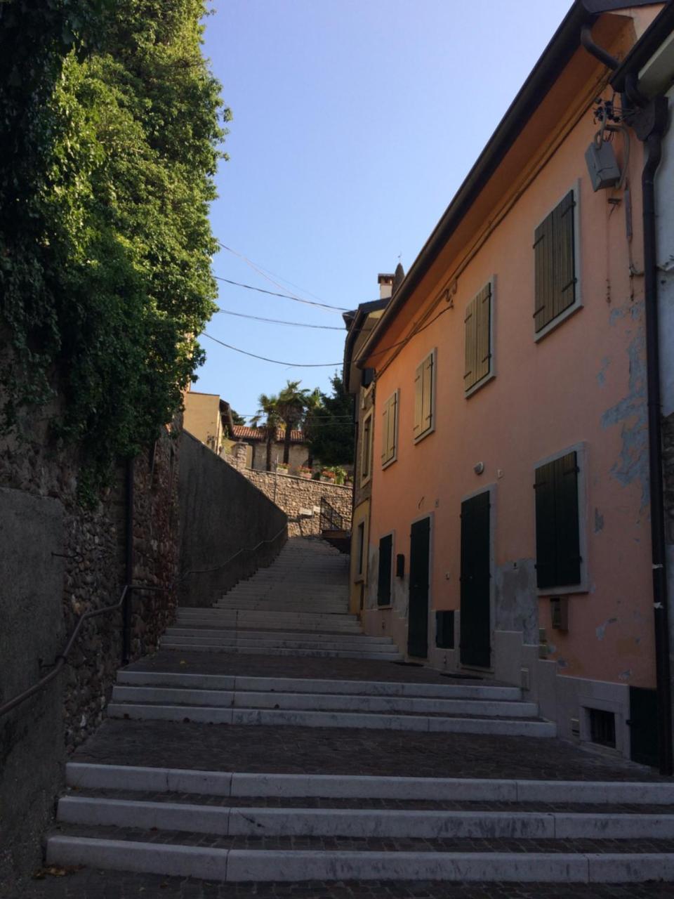 Apartament Locazione Turistica Isabella Castelnuovo del Garda Zewnętrze zdjęcie